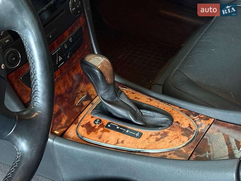 Седан Mercedes-Benz E-Class 2004 в Одессе фото 13 Седан Mercedes-Benz E-Class 2004 в Одессе