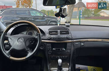 Седан Mercedes-Benz E-Class 2003 в 