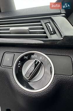 Універсал Mercedes-Benz E-Class 2012 в 