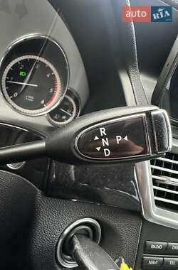 Універсал Mercedes-Benz E-Class 2012 в 