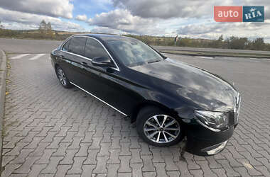 Седан Mercedes-Benz E-Class 2017 в Коломые