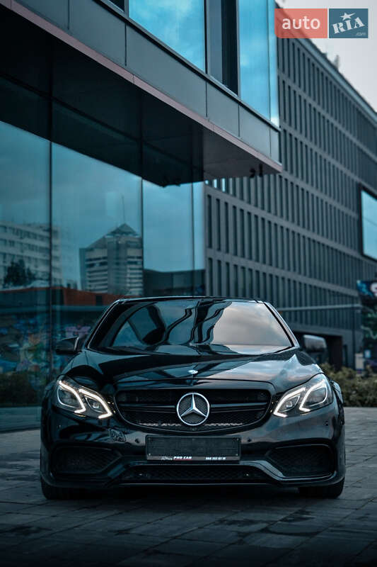 Седан Mercedes-Benz E-Class 2013 в Киеве
