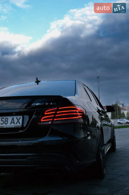 Седан Mercedes-Benz E-Class 2013 в Киеве
