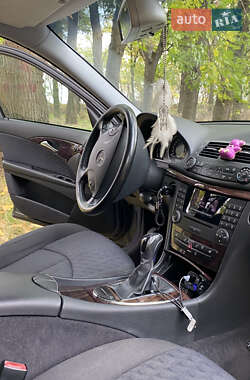 Седан Mercedes-Benz E-Class 2006 в 