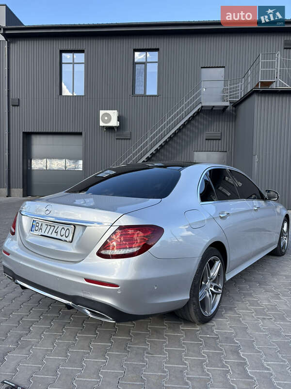 Седан Mercedes-Benz E-Class 2017 в Умани