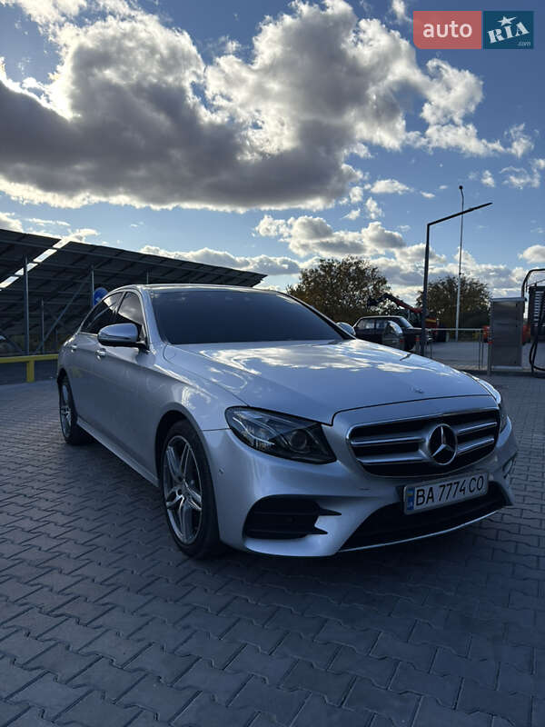 Седан Mercedes-Benz E-Class 2017 в Умани