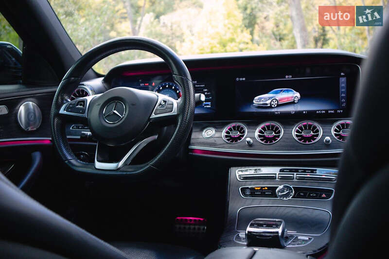 Седан Mercedes-Benz E-Class 2017 в Києві