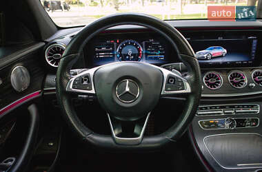 Седан Mercedes-Benz E-Class 2017 в 