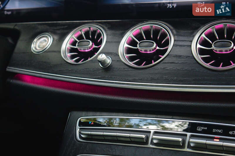 Седан Mercedes-Benz E-Class 2017 в Києві