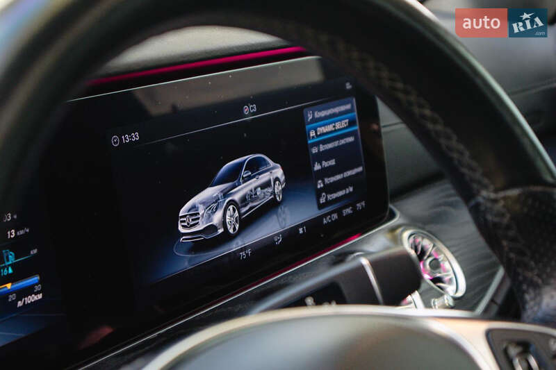 Седан Mercedes-Benz E-Class 2017 в Києві