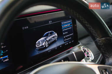Седан Mercedes-Benz E-Class 2017 в 