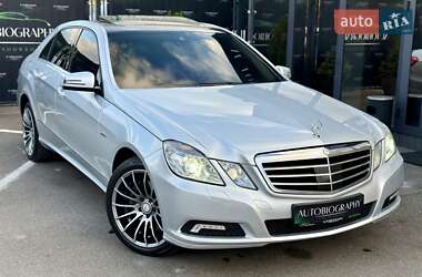 Седан Mercedes-Benz E-Class 2009 в 