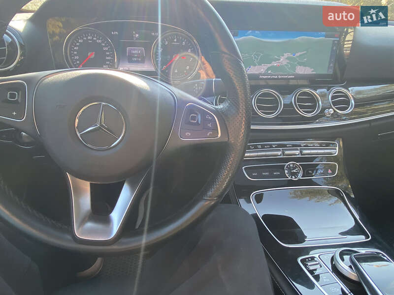 Седан Mercedes-Benz E-Class 2016 в Белой Церкви фото 6 Седан Mercedes-Benz E-Class 2016 в Белой Церкви