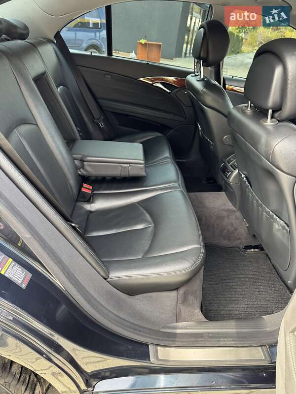 Седан Mercedes-Benz E-Class 2006 в Турке