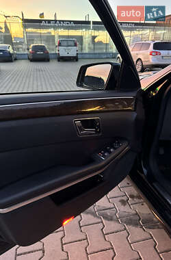 Седан Mercedes-Benz E-Class 2010 в 