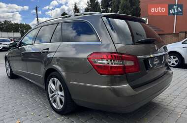 Универсал Mercedes-Benz E-Class 2013 в 