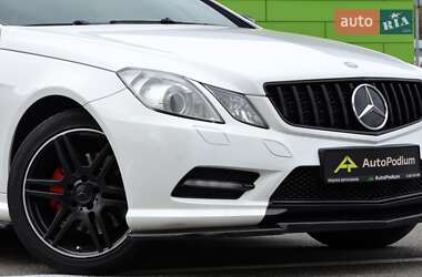 Купе Mercedes-Benz E-Class 2012 в 