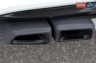 Купе Mercedes-Benz E-Class 2012 в 