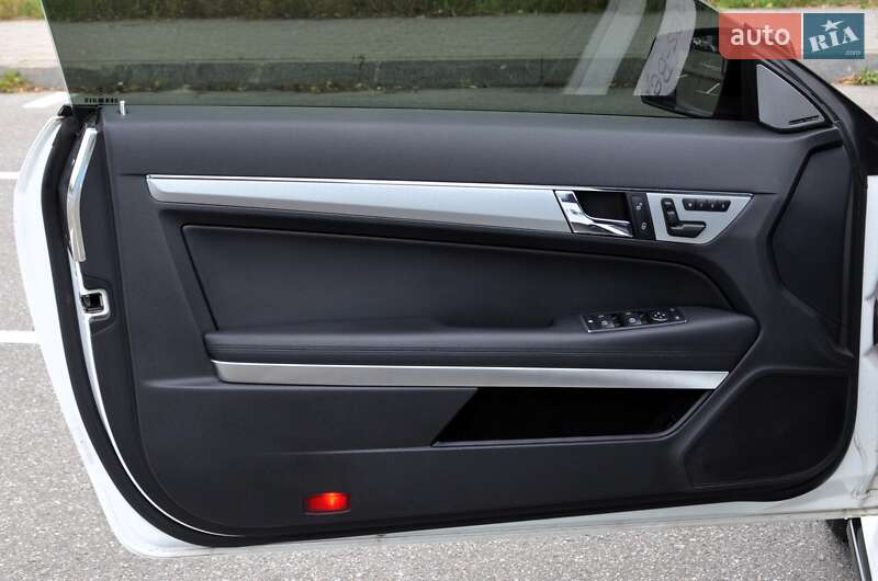 Купе Mercedes-Benz E-Class 2012 в Києві фото 27 Купе Mercedes-Benz E-Class 2012 в Києві