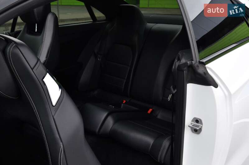 Купе Mercedes-Benz E-Class 2012 в Києві фото 35 Купе Mercedes-Benz E-Class 2012 в Києві