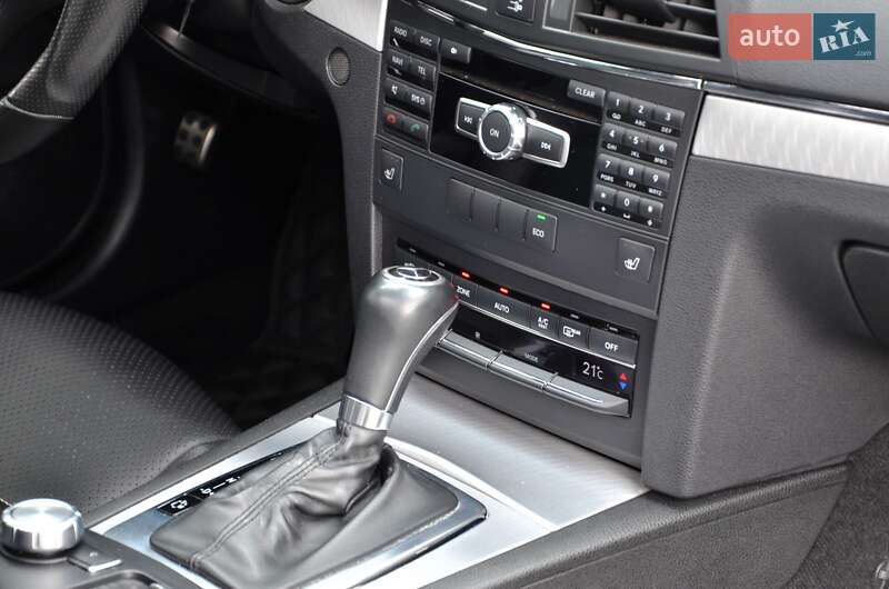 Купе Mercedes-Benz E-Class 2012 в Києві фото 42 Купе Mercedes-Benz E-Class 2012 в Києві