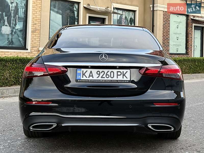 Седан Mercedes-Benz E-Class 2021 в Киеве