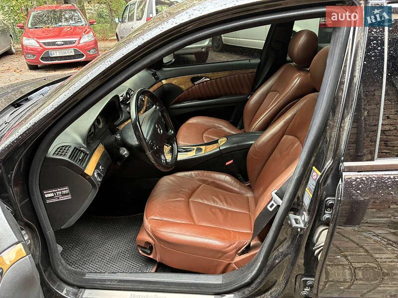 Седан Mercedes-Benz E-Class 2006 в Ивано-Франковске