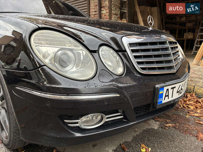 Седан Mercedes-Benz E-Class 2006 в Ивано-Франковске