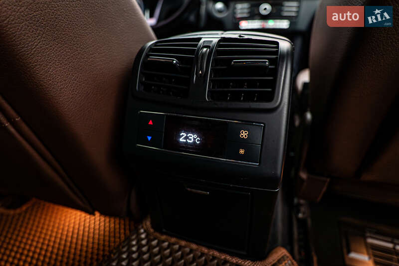 Седан Mercedes-Benz E-Class 2015 в Киеве