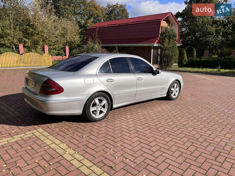 Седан Mercedes-Benz E-Class 2004 в Хмельницком