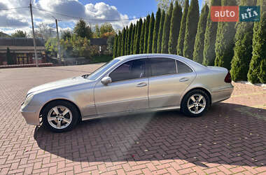 Седан Mercedes-Benz E-Class 2004 в 