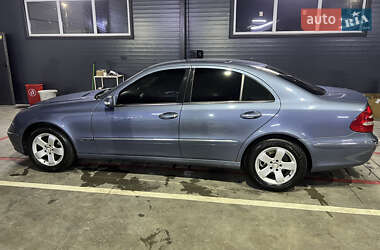 Седан Mercedes-Benz E-Class 2003 в 