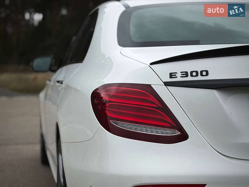 Седан Mercedes-Benz E-Class 2020 в Киеве фото 25 Седан Mercedes-Benz E-Class 2020 в Киеве