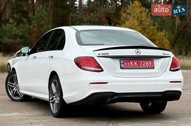 Седан Mercedes-Benz E-Class 2020 в 