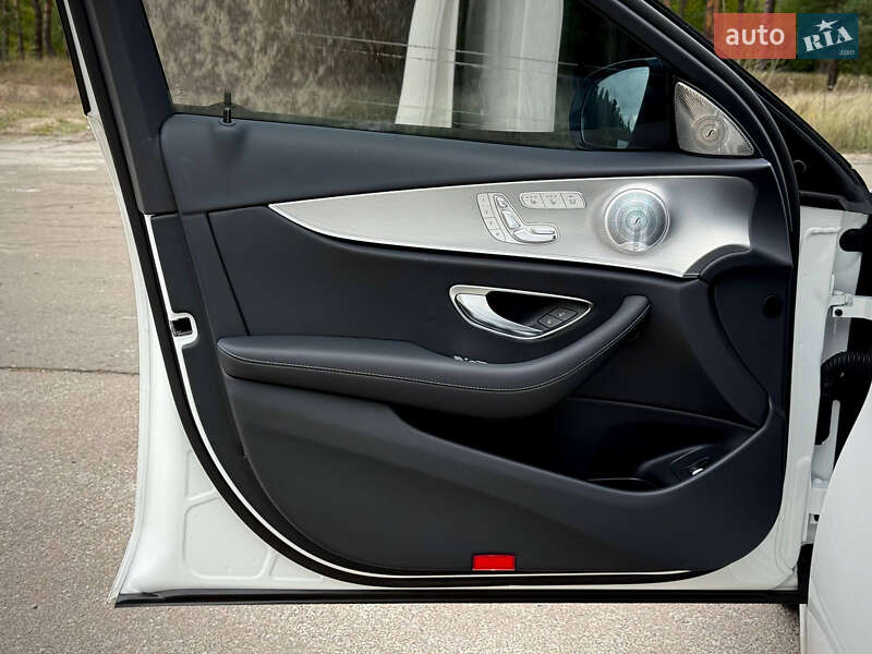 Седан Mercedes-Benz E-Class 2020 в Киеве фото 40 Седан Mercedes-Benz E-Class 2020 в Киеве