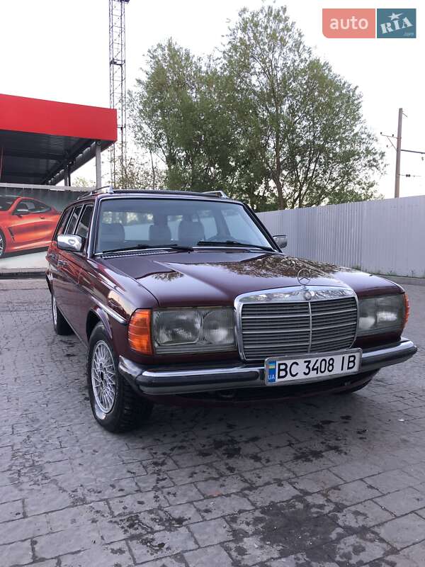 Универсал Mercedes-Benz E-Class 1984 в Львове