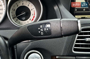 Купе Mercedes-Benz E-Class 2013 в 