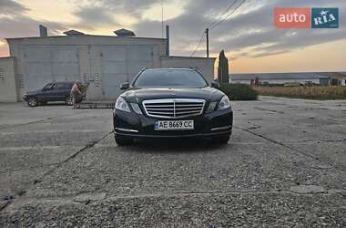 Универсал Mercedes-Benz E-Class 2011 в 
