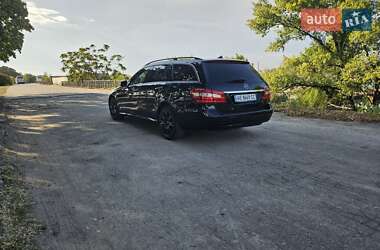 Универсал Mercedes-Benz E-Class 2011 в 