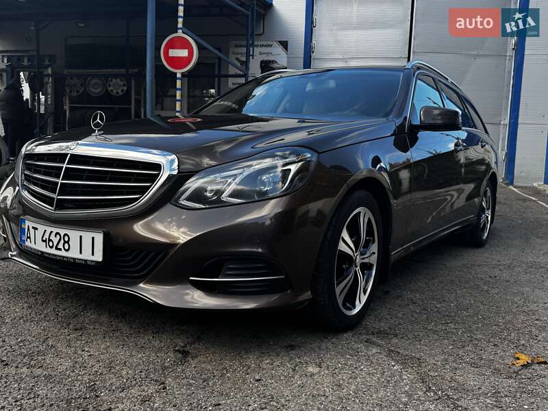 Универсал Mercedes-Benz E-Class 2013 в Львове фото 4 Универсал Mercedes-Benz E-Class 2013 в Львове