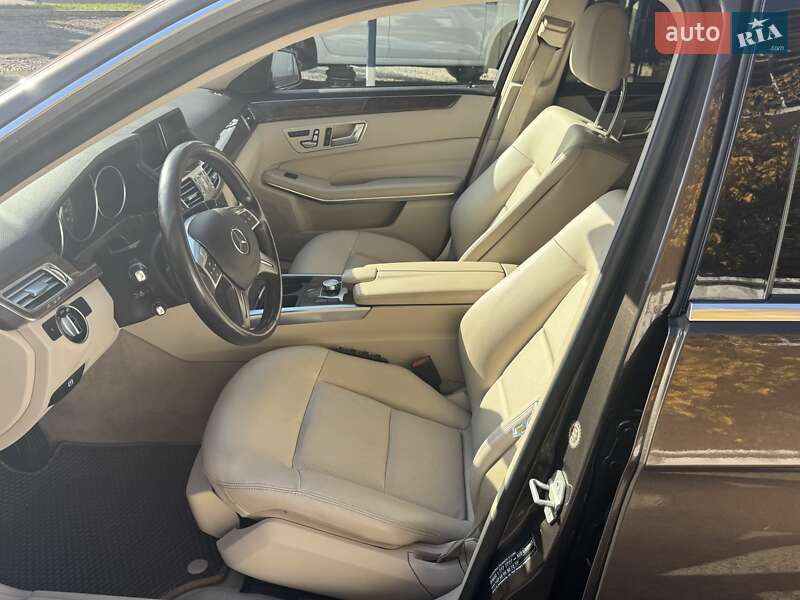 Универсал Mercedes-Benz E-Class 2013 в Львове фото 10 Универсал Mercedes-Benz E-Class 2013 в Львове