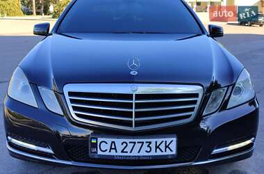 Седан Mercedes-Benz E-Class 2012 в Умані