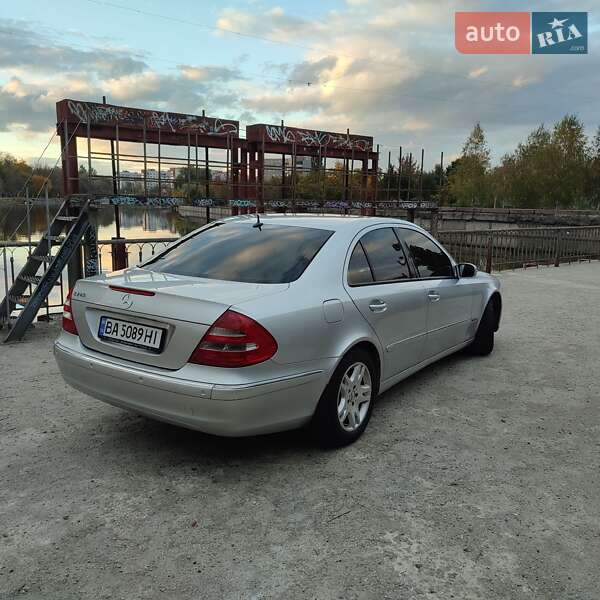 Седан Mercedes-Benz E-Class 2002 в Кропивницком