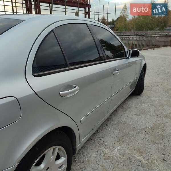 Седан Mercedes-Benz E-Class 2002 в Кропивницком