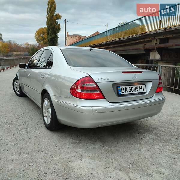Седан Mercedes-Benz E-Class 2002 в Кропивницком