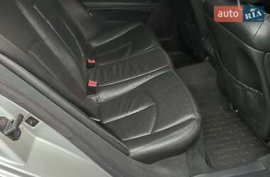 Седан Mercedes-Benz E-Class 2002 в  фото 29 Седан Mercedes-Benz E-Class 2002 в