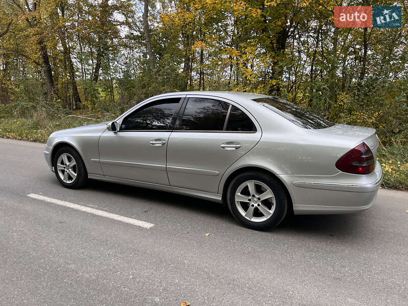 Седан Mercedes-Benz E-Class 2004 в Хмельницком