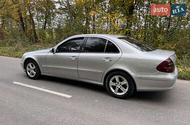 Седан Mercedes-Benz E-Class 2004 в 