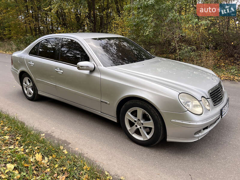 Седан Mercedes-Benz E-Class 2004 в Хмельницком