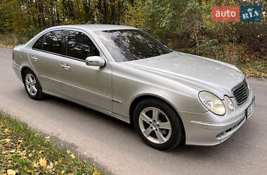 Седан Mercedes-Benz E-Class 2004 в 